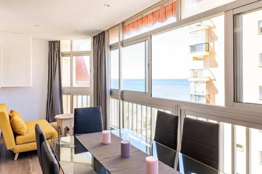 Piso Precioso Primera Linea Mar - 2 Br location